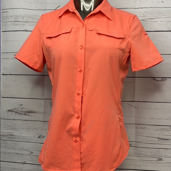 REÍ Button Down - Picture 1 of 3